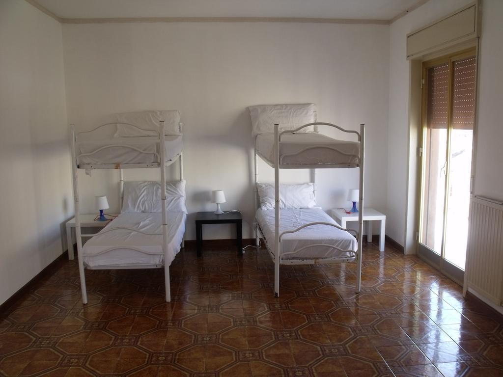 A Tre Passi Dal Centro Hotel ปาแลร์โม ภายนอก รูปภาพ